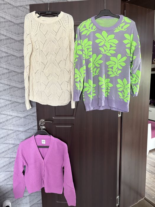 Дамски пуловери като нови