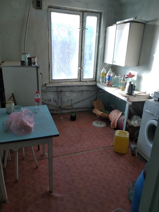 Квартиру двухкомнатную