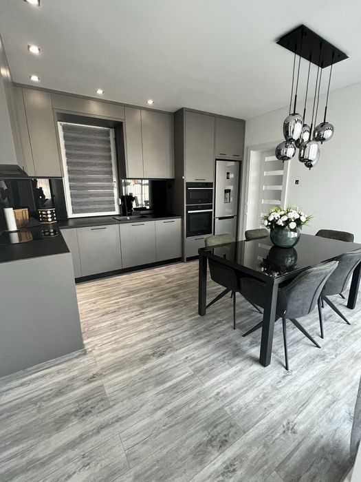 Vand casa cartier Athena cu tot inclus