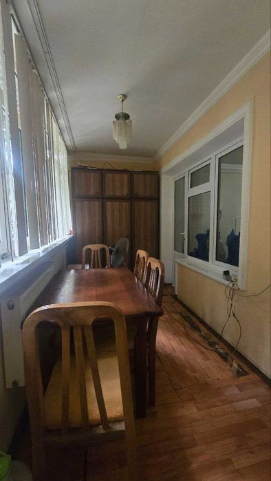 3х комнатная квартира вдоль дороги можно под бизнес, Поворот