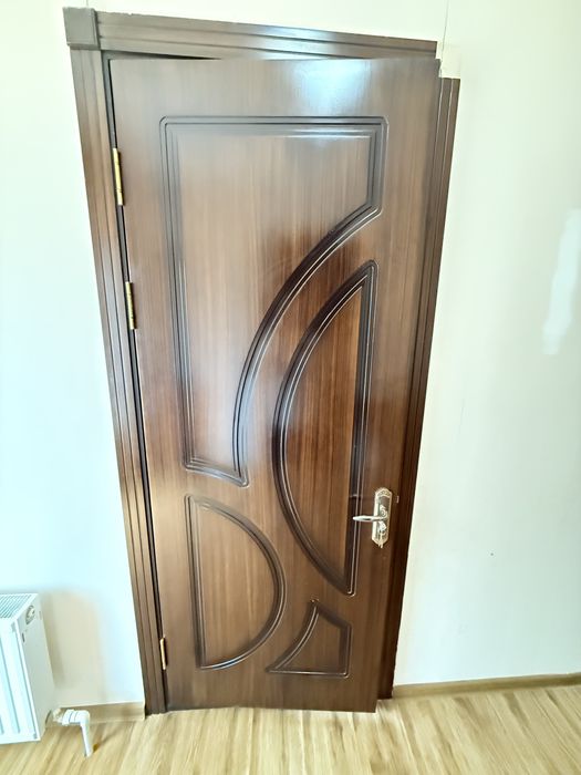 Продам двери с участка в идеальном состоянии.