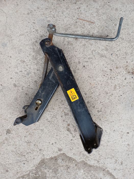 Автомобилен крик