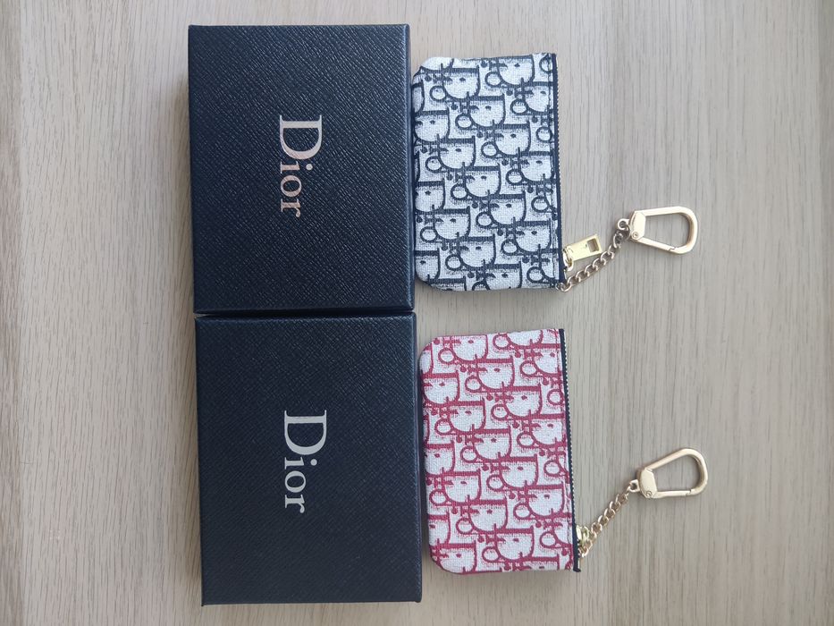 Стилни кожени портмонета Louis Vuitton / Dior