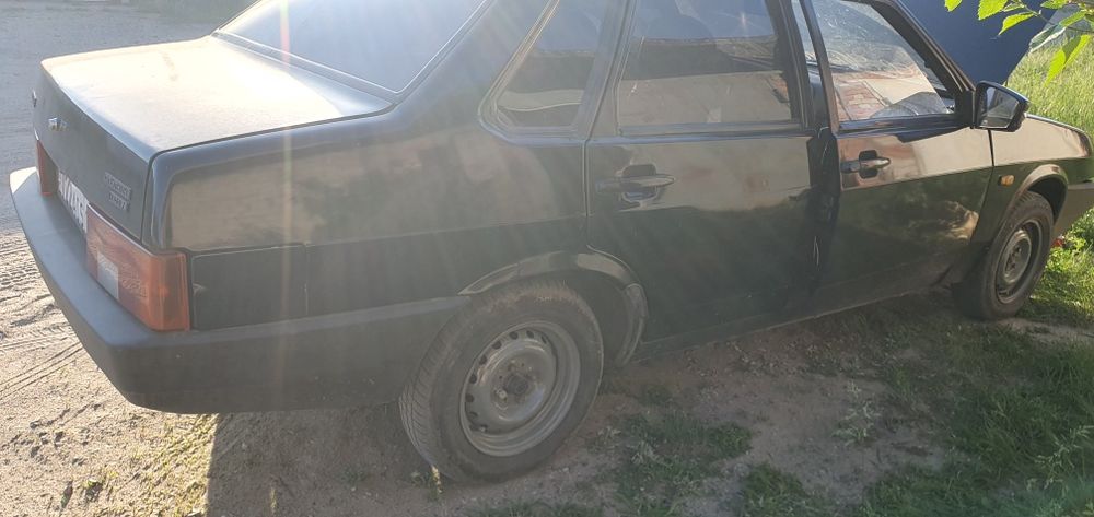 Ваз 2199 инжектор на активном  ходу срочно