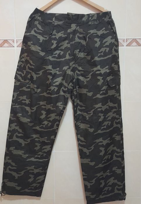Costum iarna camuflaj (imblanit)
