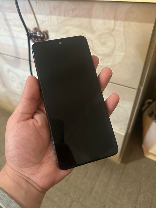 В продаже Redmi Note 11 pro.