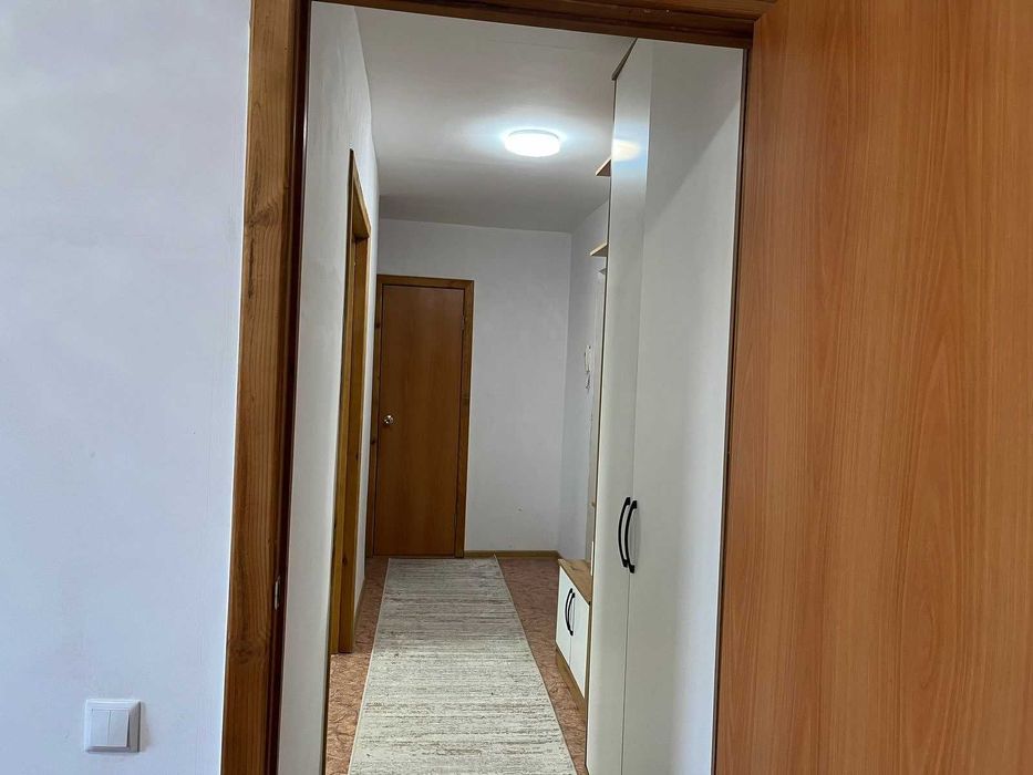 продам 2 комнатную 53 м2 район IT лицея