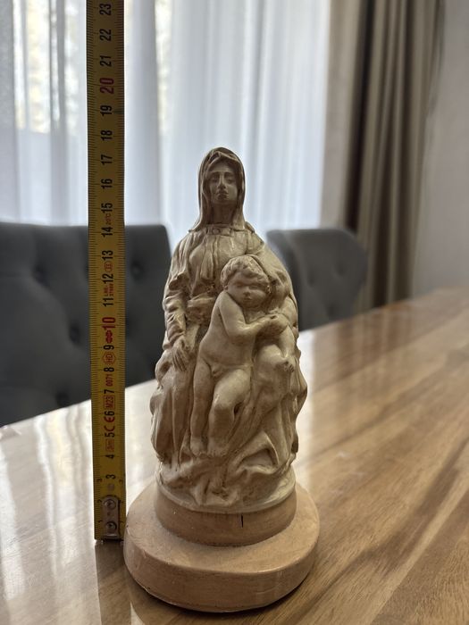 Statuetă vintage „Madonna of Bruges” – replică după celebra sculptură a lui Michelangelo.