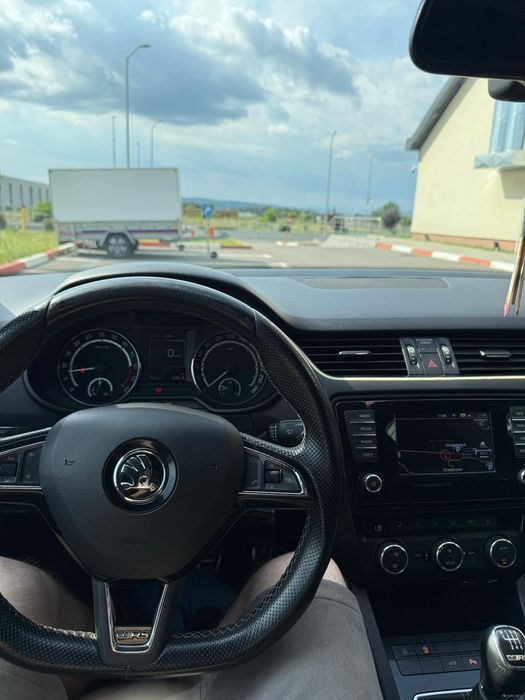 SKODA Octavia 2015 — imagine 5