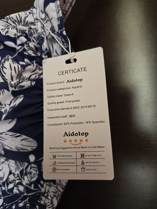 Costum de baia măsură M