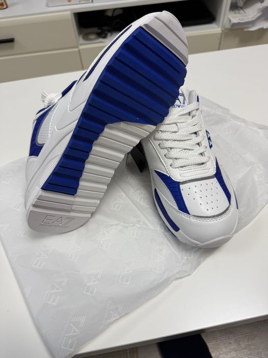 Adidasi Emporio Armani