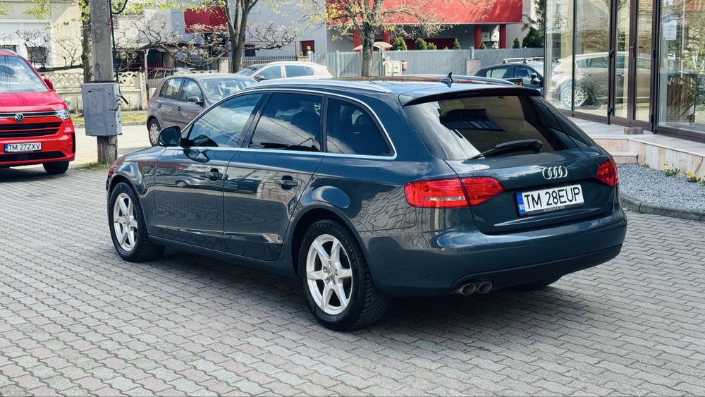 AUDI A4 2010 — imagine 3