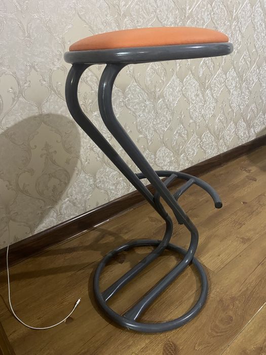 Барный стул ,