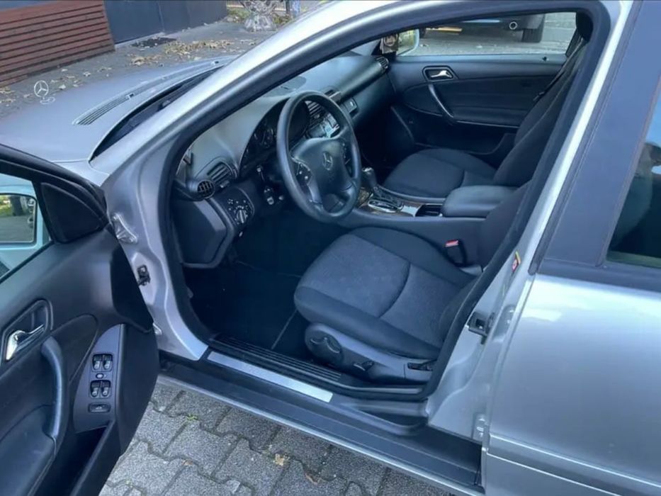 Couvercle Haut-parleur De Porte Droite ABS Gris Pour Mercedes Classe C Coupé W203 – Référence A20372704887E94