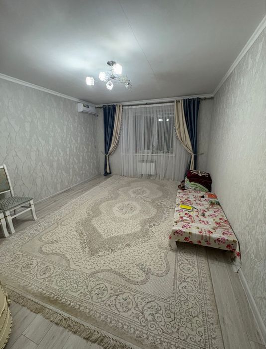 Продам 2 ком квартира  Батыс-2