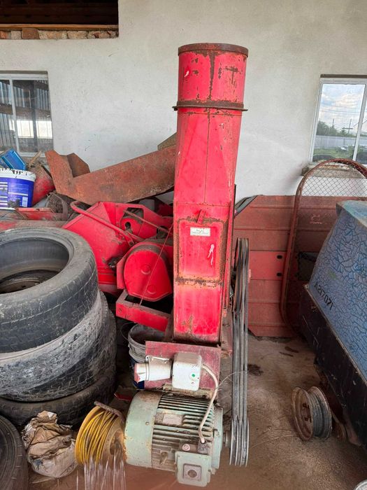 Tocător Coceni Profesional (Șișcă), Motor Electric Mare, Transmisie 3 Curele