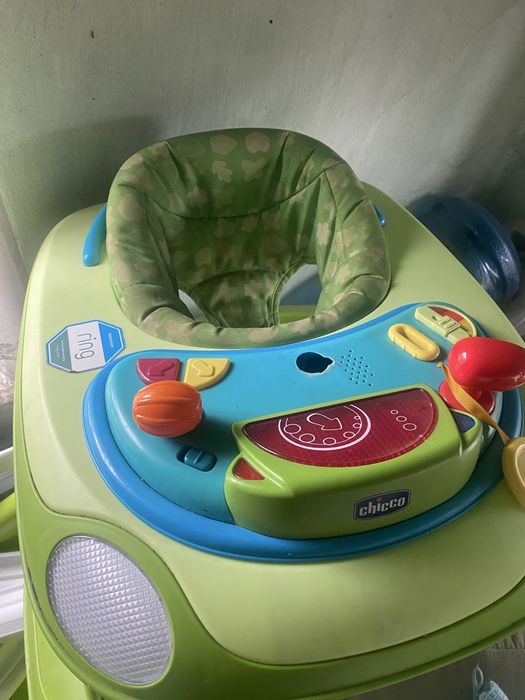 Продам ходунки детские