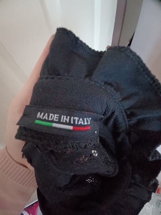 Дантелена черна рокля