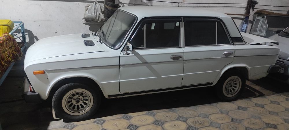 Jiguli srochna sotiladi