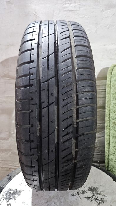 Диск с резиной на хендай