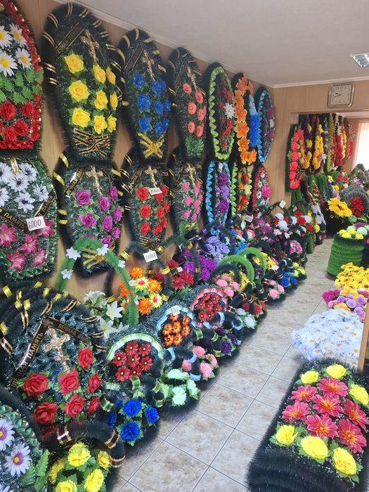 Искусственные венки