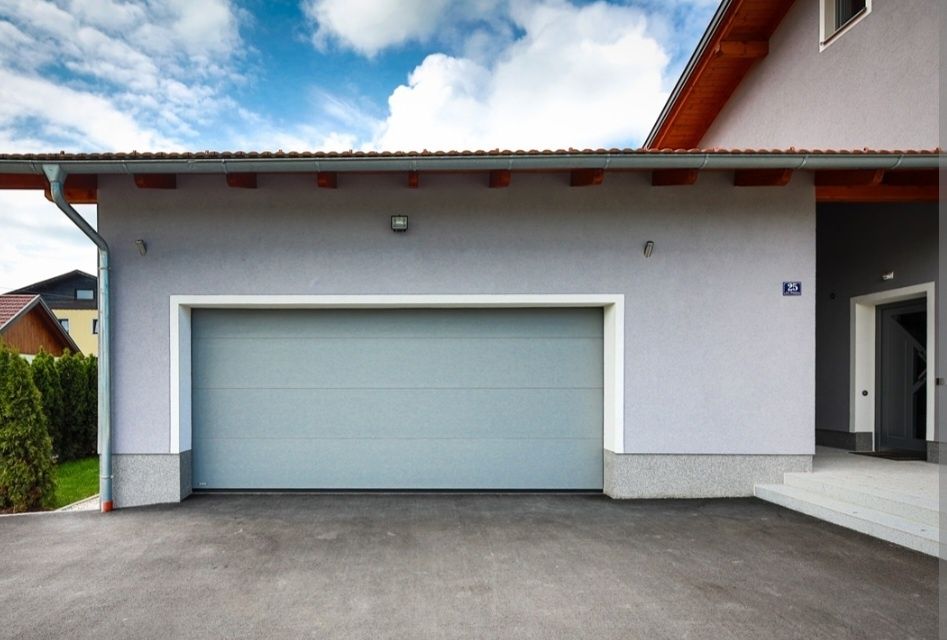 Usa de garaj/ usa hala / usi secționale/ usi tip rulou