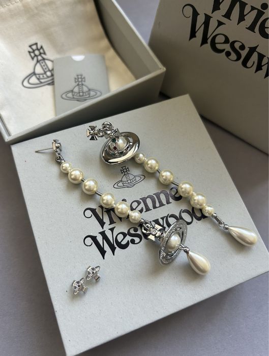 Обеци - Vivienne Westwood / Broken Pearl Earrings / Silver Model