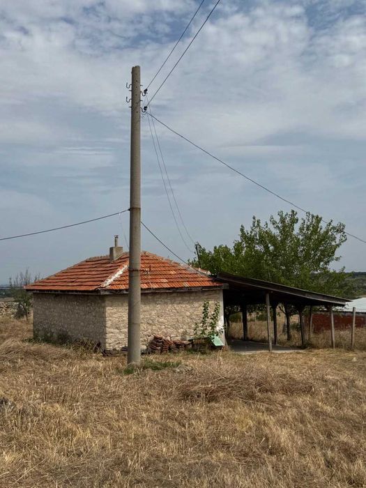 Продава се Промишлена сграда в с. Мандра, Област Хасково - 921 кв.м за 73 €/кв.м - Снимка #3