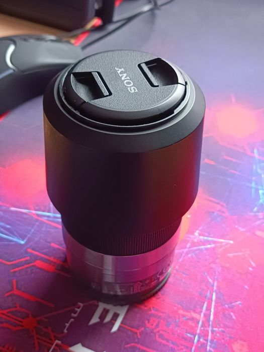 Обектив Sony SEL 55-210mm f/4.5-6.3 OSS