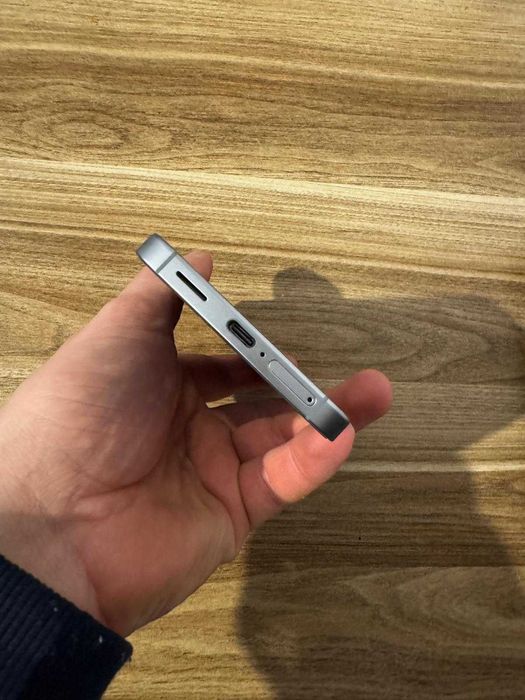 Samsung Galaxy S25 5G impecabil ca nou