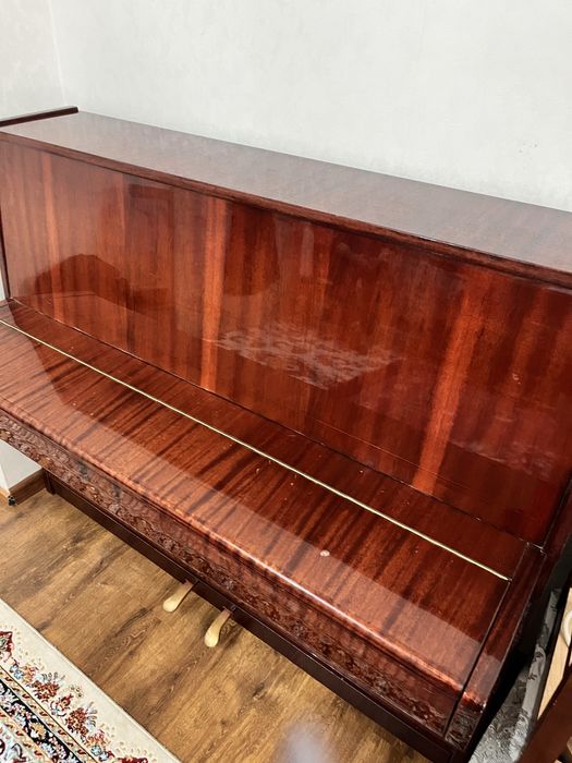 Продаётся Пианино