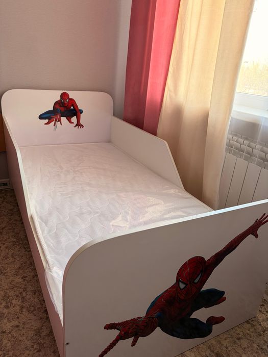 кровать 160*80 с матрасом