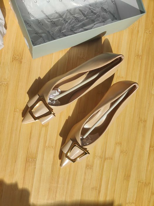 Pantofi nude cu toc mic eleganti, marime 40