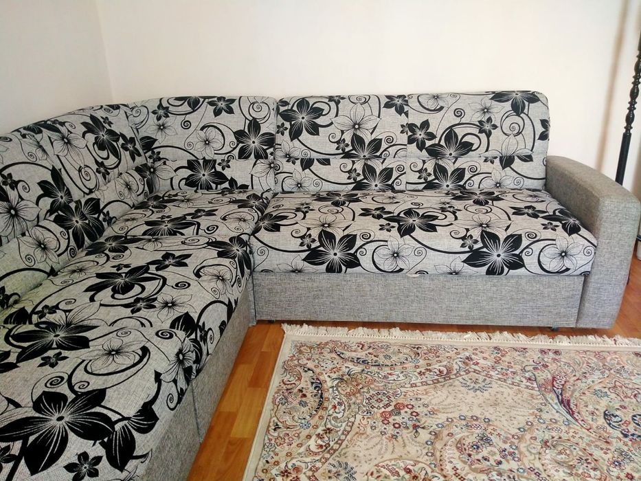 Продам большой диван