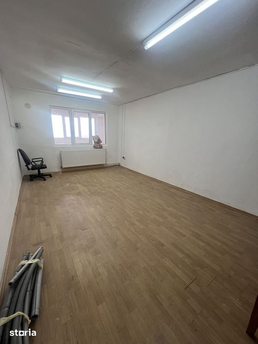 Apartament cu 2 camere și balcon | Zona Vama-Prundu - Pitești
