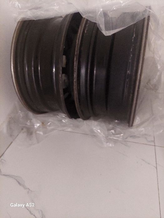 Продам резину на авто