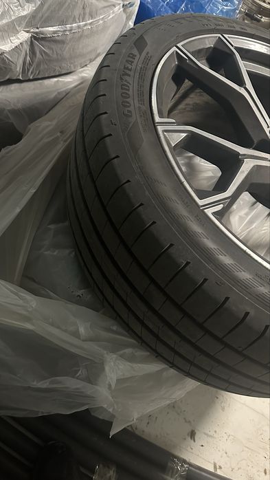 Шины комплект летние R21