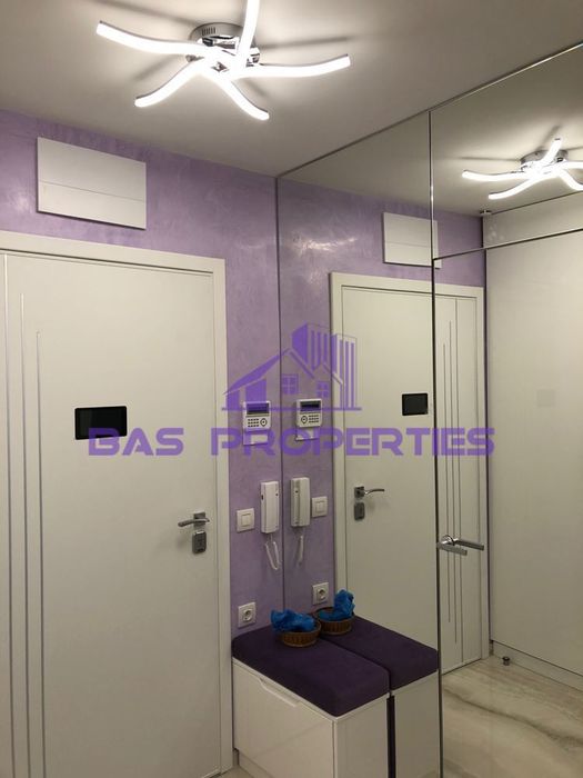 Дава се под наем Двустаен апартамент в София, Център - 79 кв.м за 790 € - Снимка #5