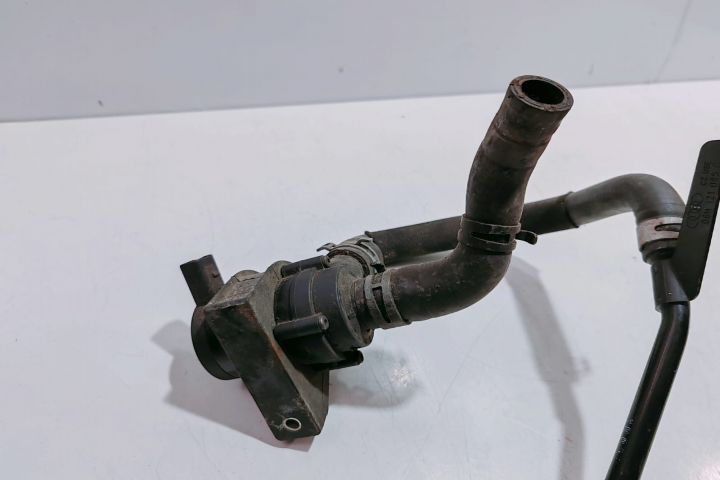 Pompa recirculare 06H121085C Audi A4 B8/8K seria