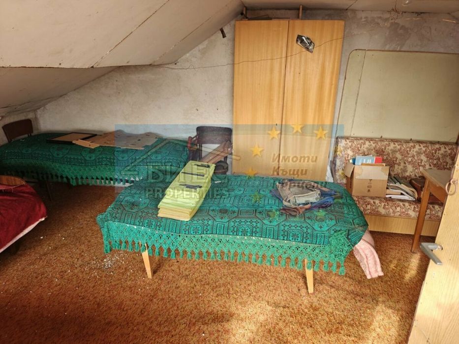 Къща в с. Поцърненци