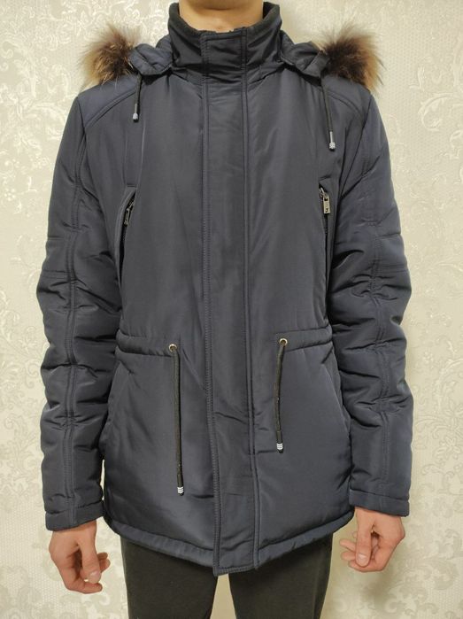 Продам зимнюю куртку