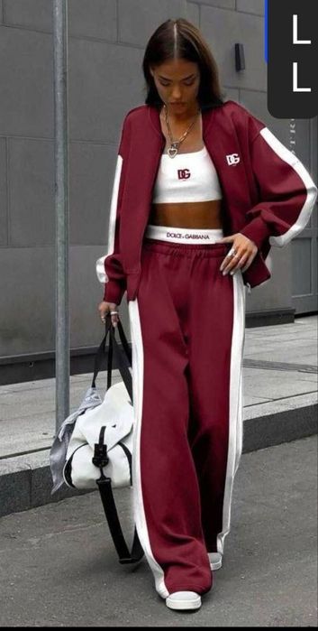 Compleu dama diferite modele