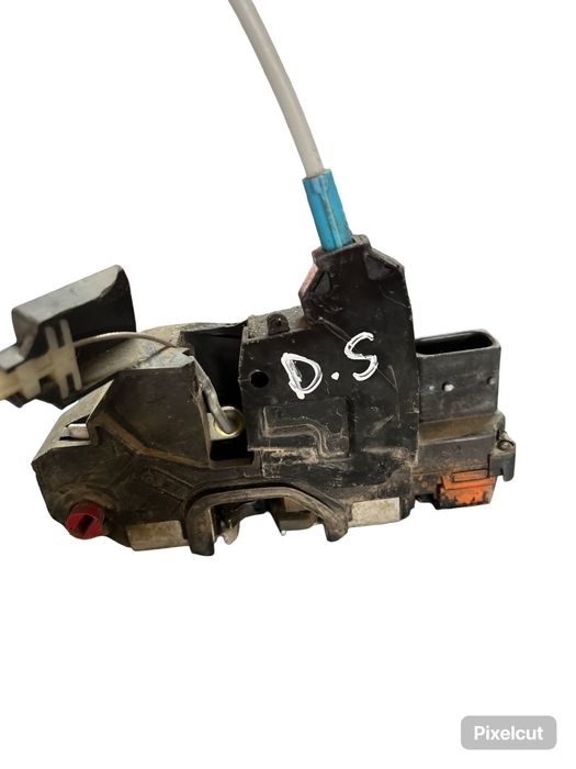 Broasca Usa Dreapta Spate Cadillac Bls 2006 - >