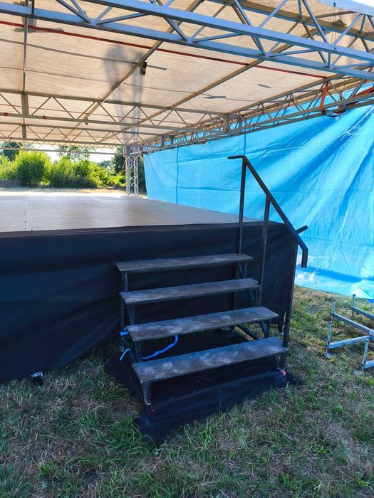 scena pentru evenimente