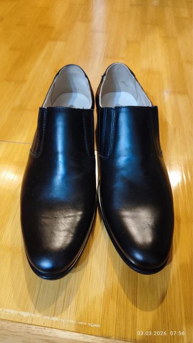 Продам новые туфли кожанные