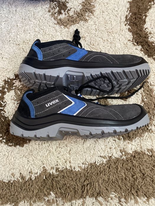 Pantofi protectia munci