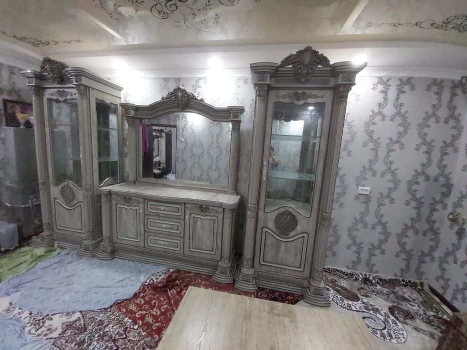 Уйдаги мебель сотилади срочно
