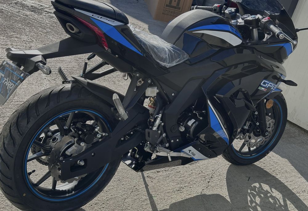 Scuter benzina 125 Cc
