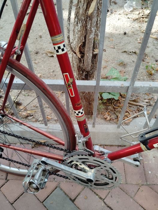 Cursiera de colecție Peugeot cu serie