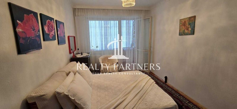 Продава се Тристаен апартамент в Радомир - 85 кв.м за 462 €/кв.м - Снимка #8